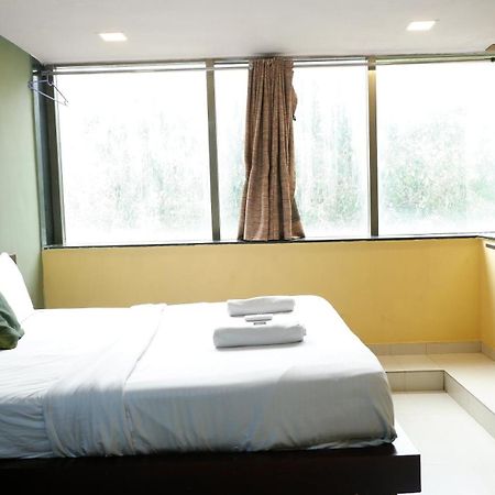 Hotel Artusinn Midc Andheri East Bombay Eksteriør billede